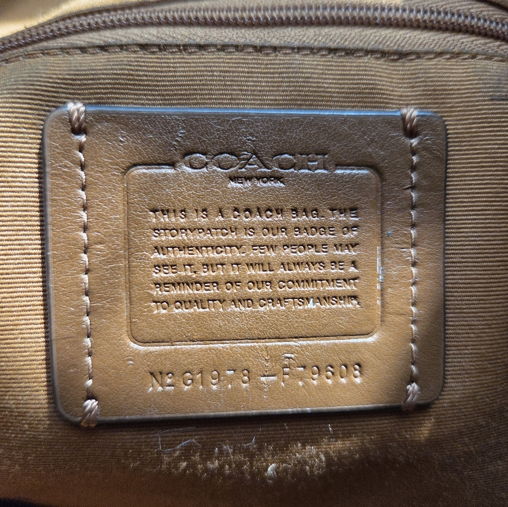 COACH Cream Leather Tote with Gold Hardware - Picture 5 of 5